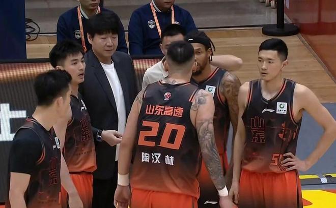冰火两重天,资格赛前三种子男单仅一人突围,女单悉数脱颖而出