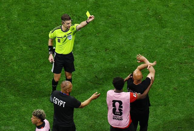 ESPN专家:詹姆斯大概率离开湖人 要腾5000万空间需放弃多人