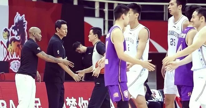 官方:石家庄功夫VS苏州东吴因恶劣天气延期,补赛时间另行通知