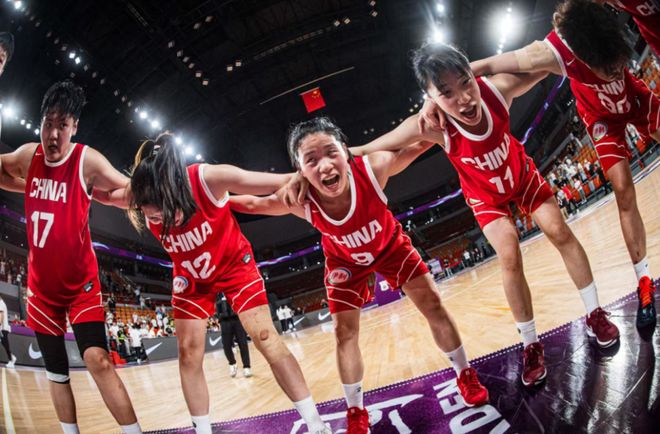 2026年法网截止目前最为精彩绝伦的比赛，昨晚今晨诞生了