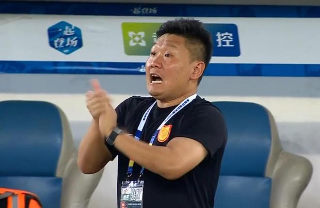 气冒烟了!不男不女仅皮毛,人民日报下场,一针见血点名"假三项"