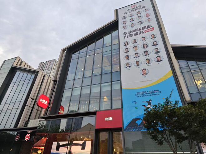 34D配24寸腰!43帖狂揽23.4万粉,低产写真女神的克制美学!