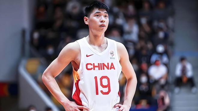 一败涂地!5.7秒犯规只为彼得森再扔1球 18出手仅24分+8失误9犯规