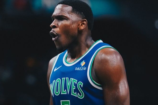 詹姆斯2K27能力值91第16:连21年前十纪录终结 费城四巨头全前20