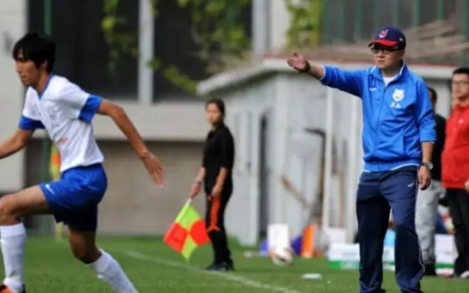 力压沙特门将奥韦斯,巴尔韦德当选FIFA全场最佳球员
